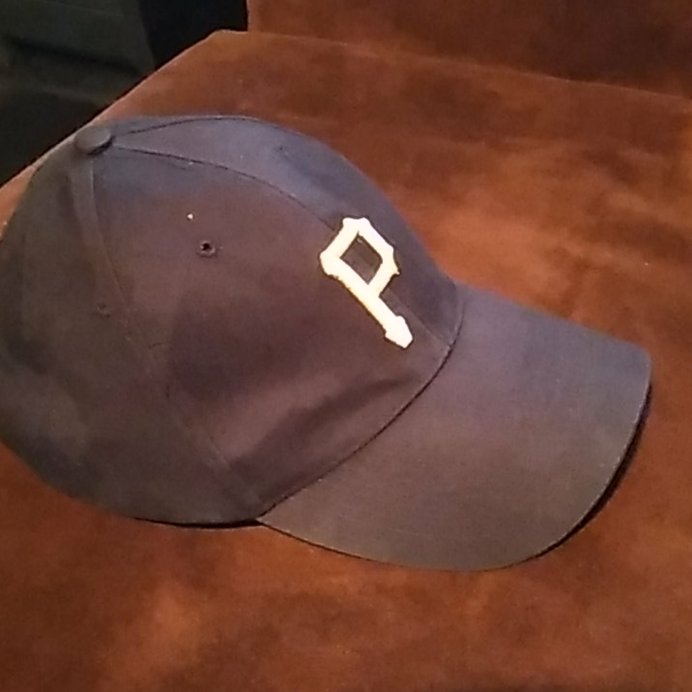 Baseball cap - Picture 2 of 2